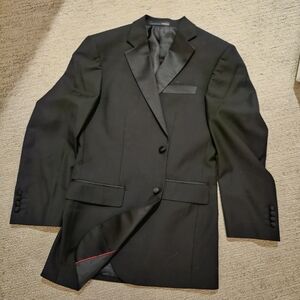 Ferrecci Elegant Black Men's Suit